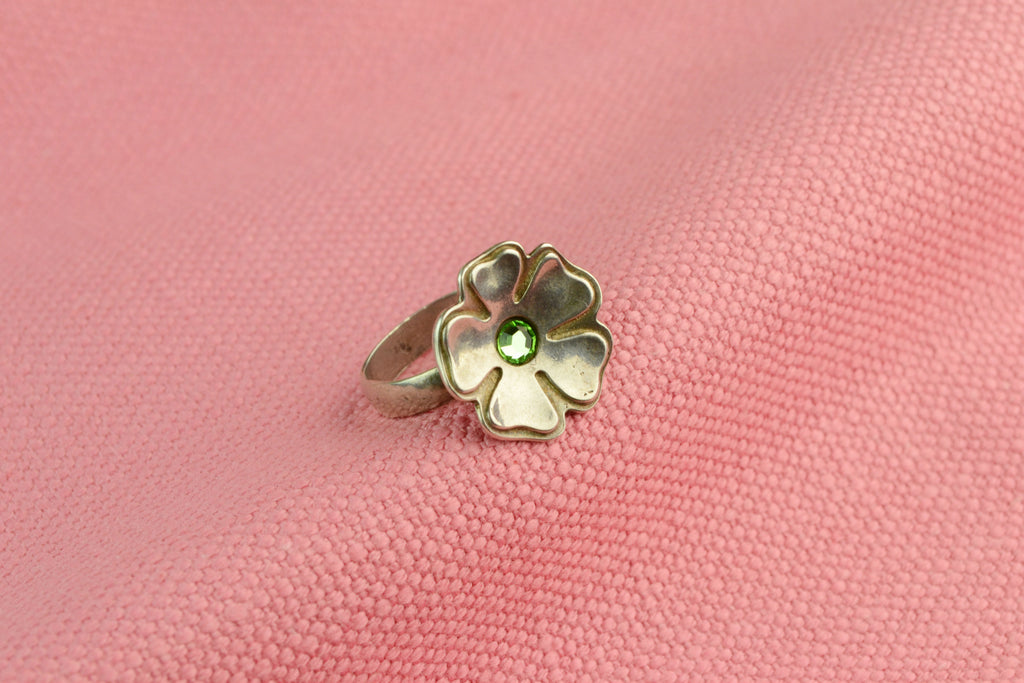 Ring Sterling Silver & Green Paste Flower