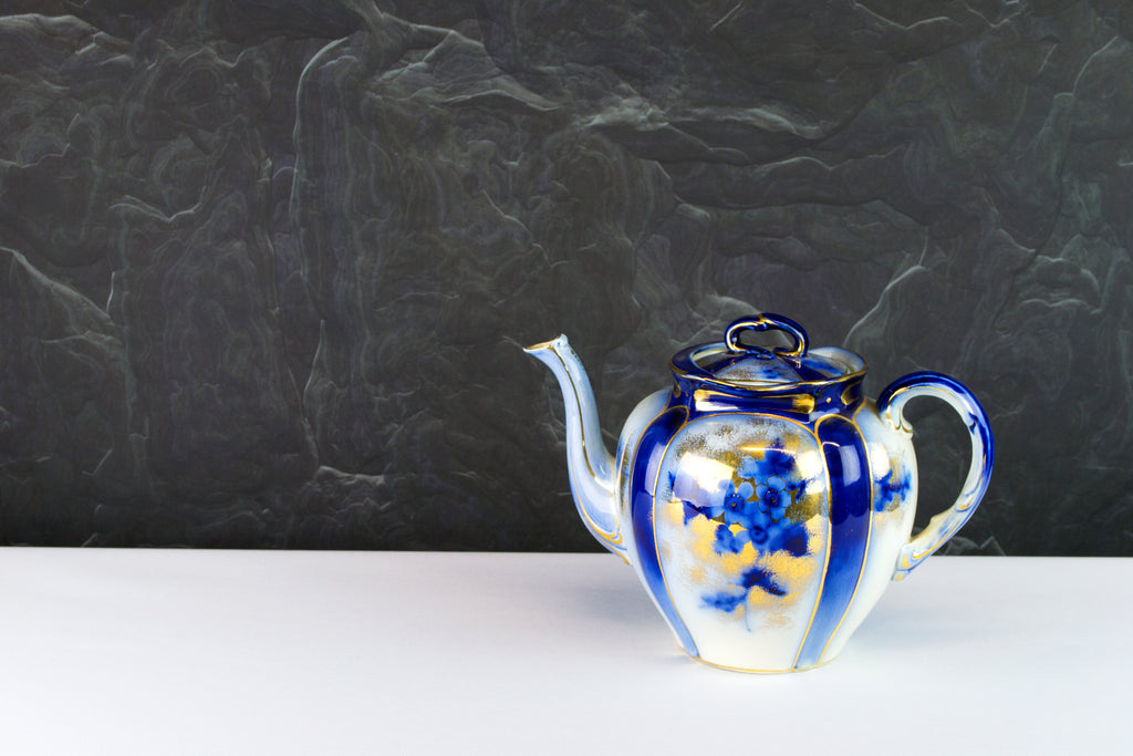 Flow blue teapot, English circa 1890