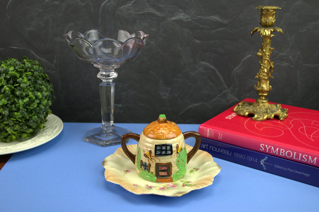 Cottage sugar bowl, circa 1950