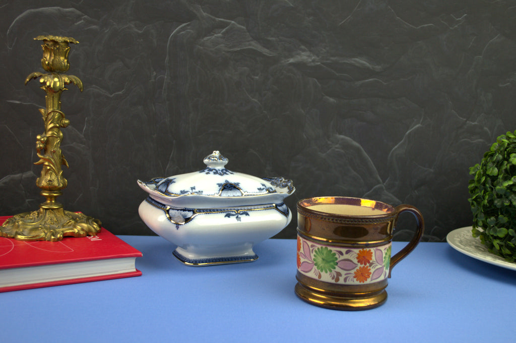 Lustre coffee can